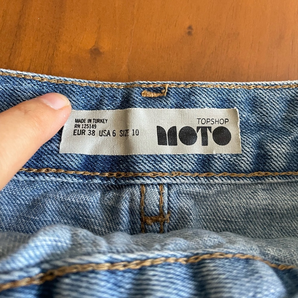 Topshop moto jean cutoff asymmetrical mini denim jean skirt - Picture 2 of 3
